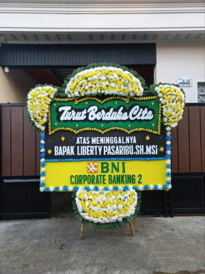 Papan Bunga Duka di Gunung Maligas
