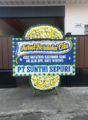 Papan Bunga Duka di Gunung Maligas